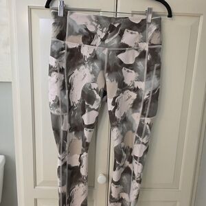 Womens Athleta Ultimate Pocket Capris